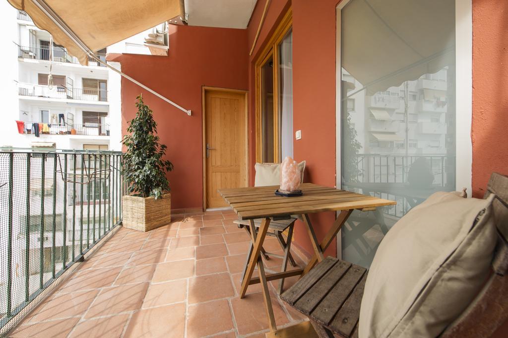 Sueca Apartment With Terrace Ruzafa Mid-Term Valencia Luaran gambar