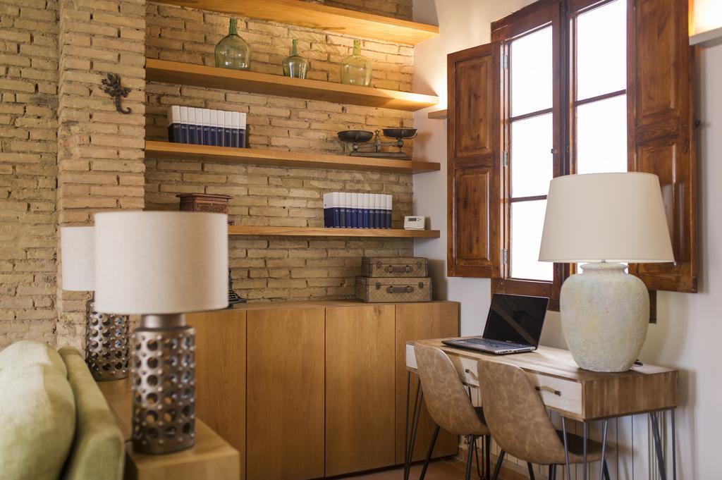 Sueca Apartment With Terrace Ruzafa Mid-Term Valencia Luaran gambar